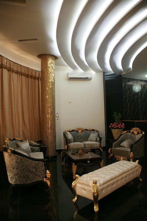 Crown Hotel Джуба Экстерьер фото