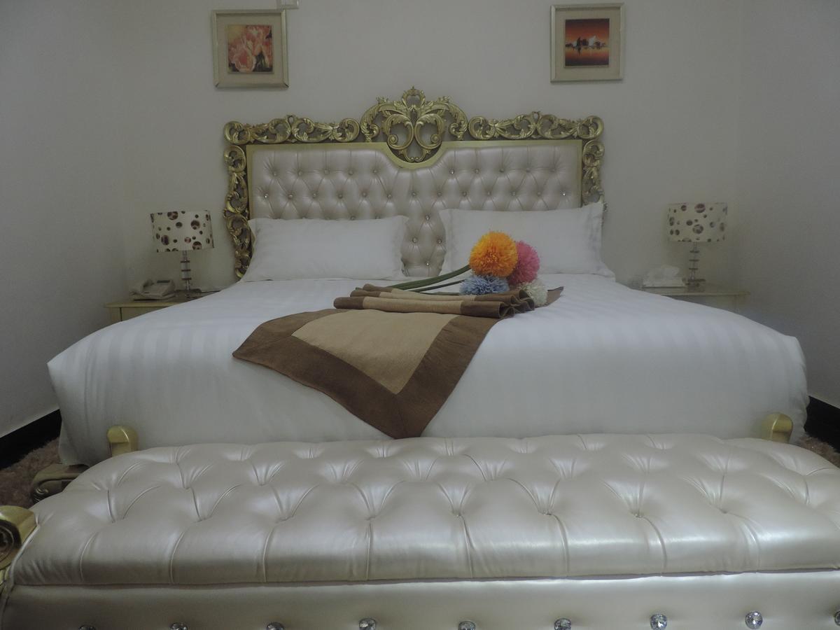 Crown Hotel Джуба Экстерьер фото
